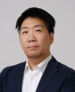 鈴木泰成様