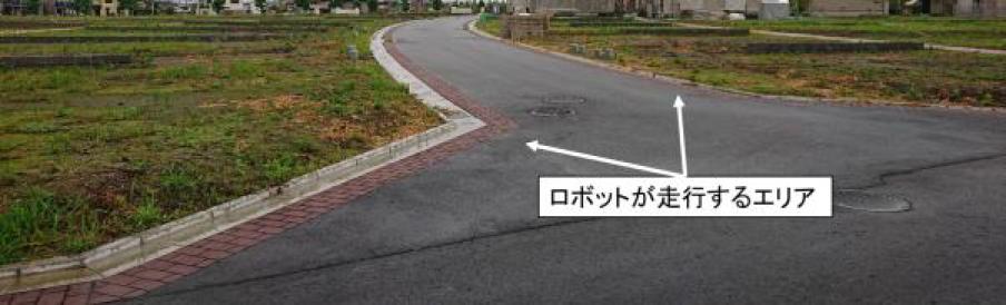 南栗橋駅前街区におけるロボットが走行するエリア　The operational area of the robot in front of Minami-Kurihashi station.