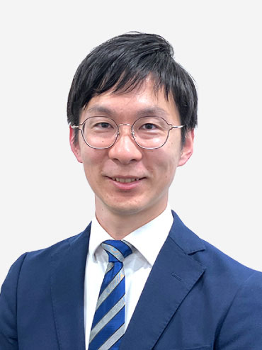 足立一夫