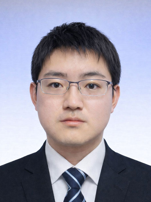 深口　駿