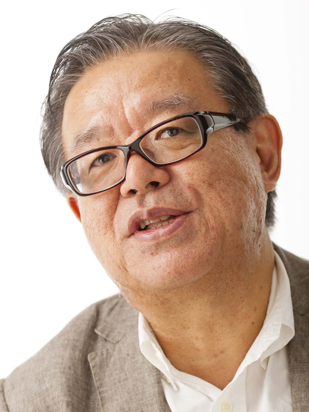 村井　純