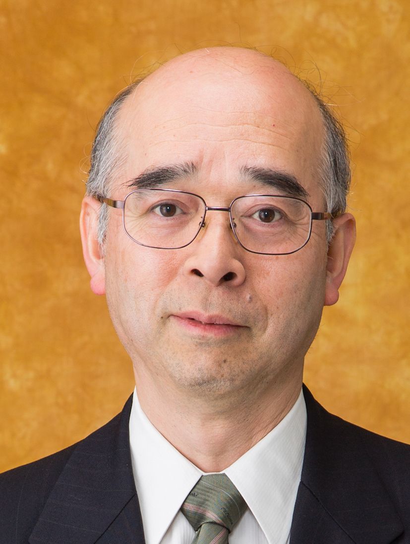 角田　博保