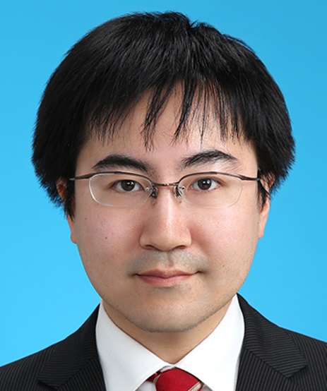 板倉　陽一郎