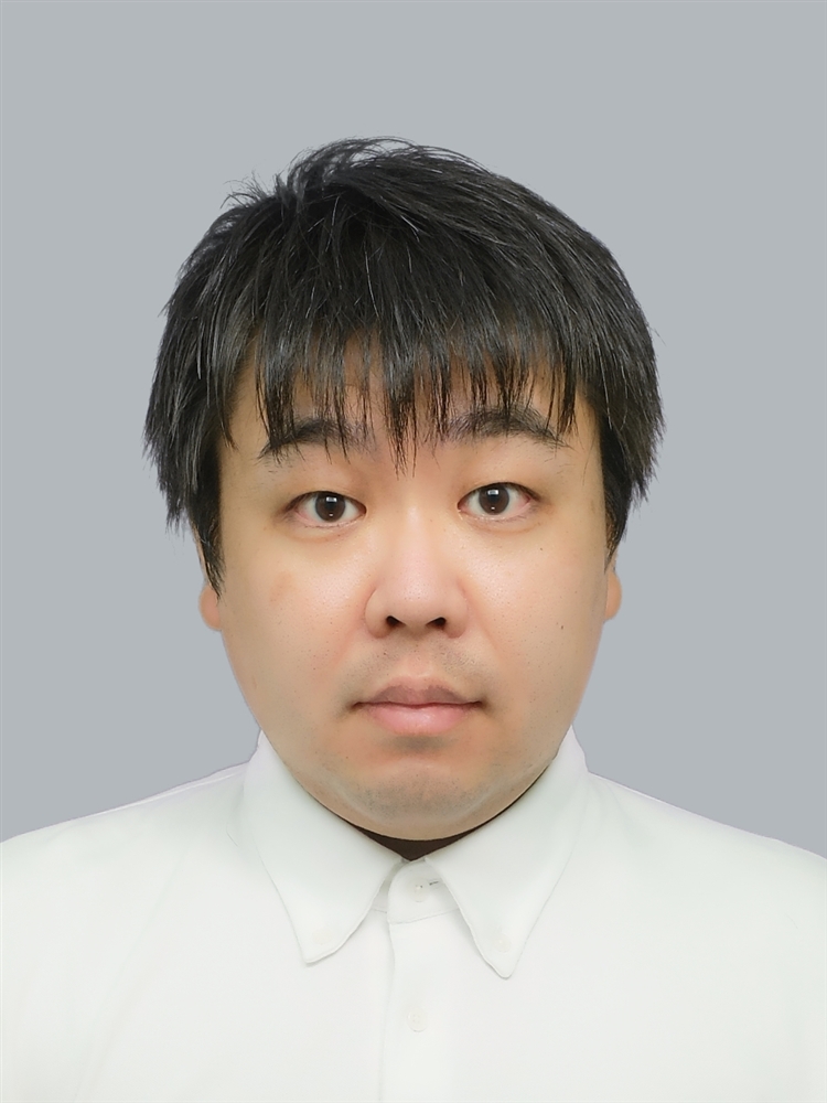 白川　真一